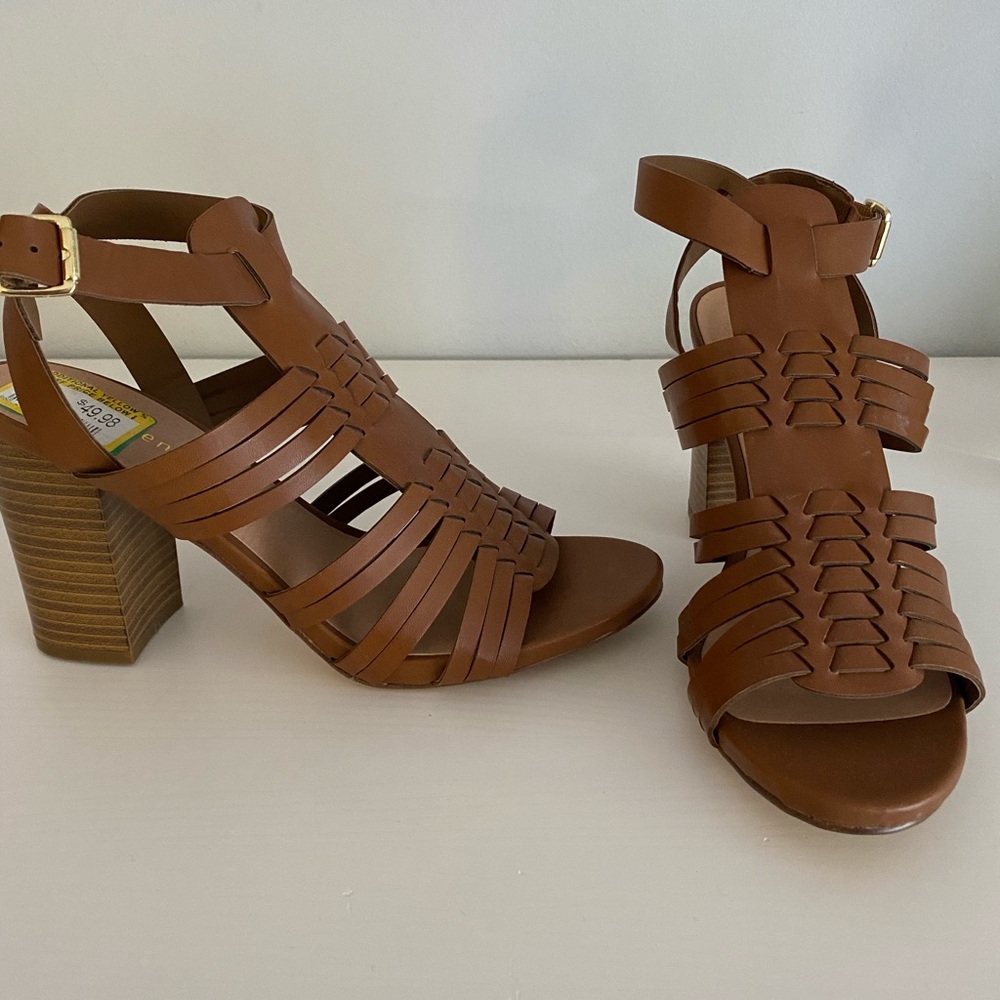 Brand new madden girl sandals